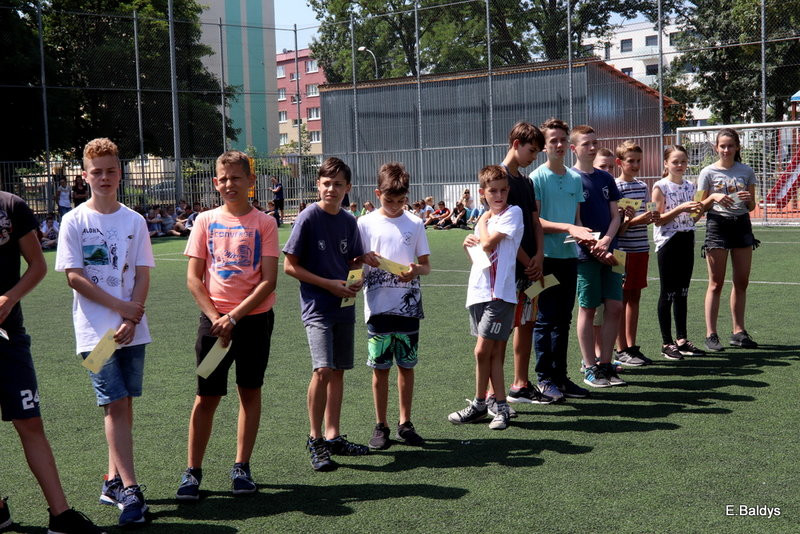 Sportowy apel w SP 7 (zdjęcia)