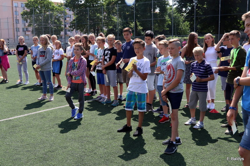 Sportowy apel w SP 7 (zdjęcia)