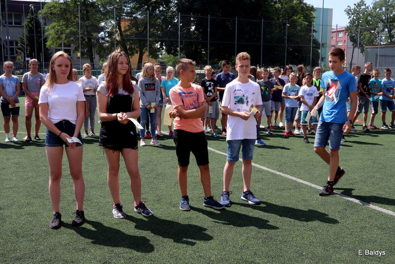 Sportowy apel w SP 7 (zdjęcia)