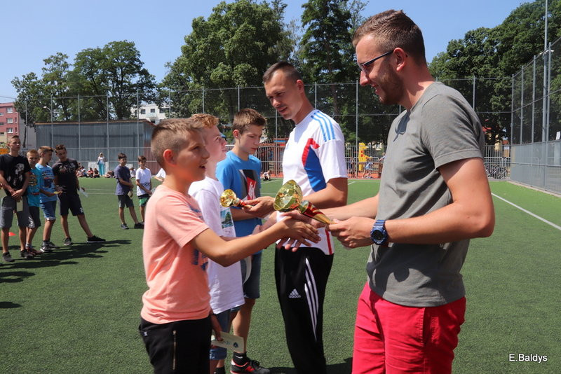 Sportowy apel w SP 7 (zdjęcia)