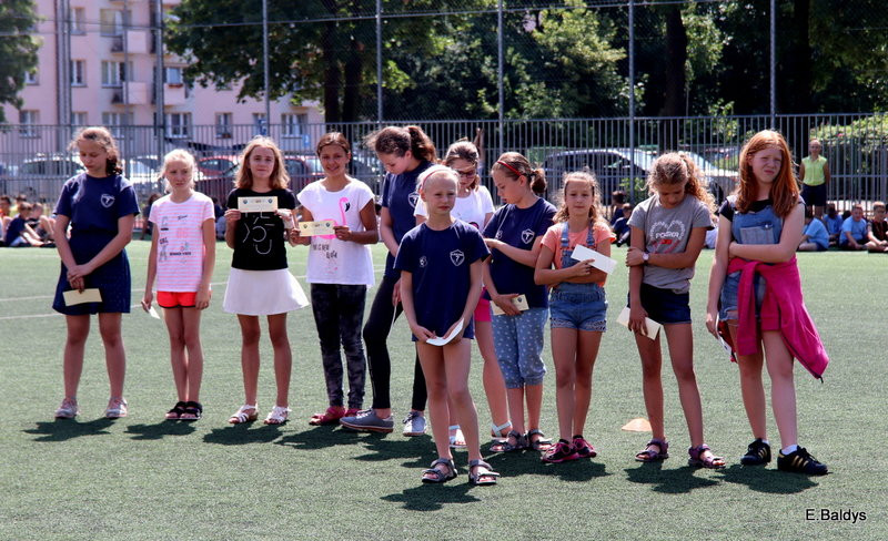 Sportowy apel w SP 7 (zdjęcia)