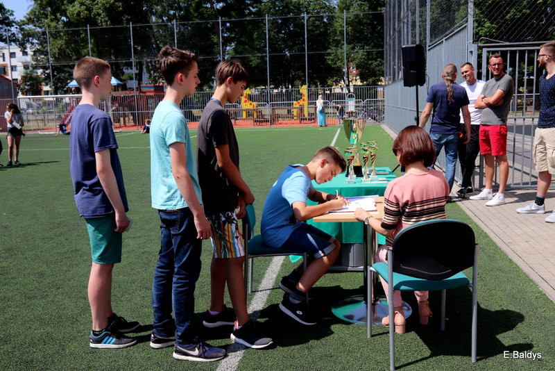 Sportowy apel w SP 7 (zdjęcia)