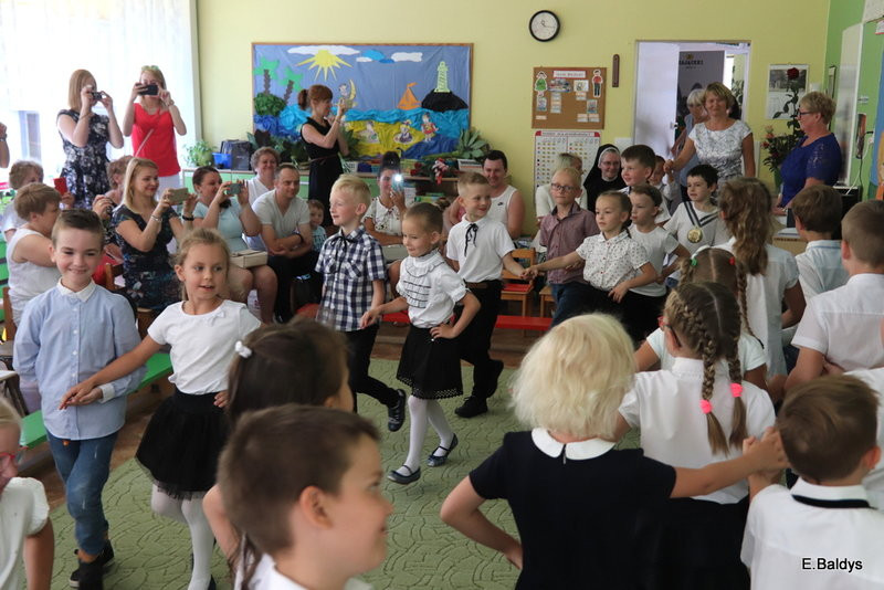 Pożegnanie starszaków w PM 18 (zdjęcia)