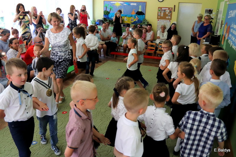 Pożegnanie starszaków w PM 18 (zdjęcia)