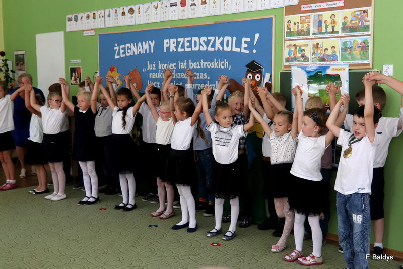 Pożegnanie starszaków w PM 18 (zdjęcia)