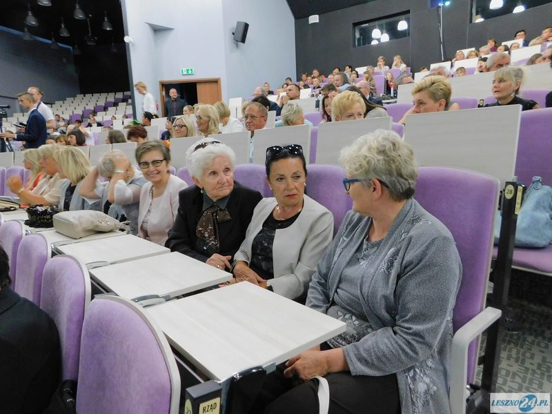 30 lat temu zabrzmiał pierwszy dzwonek (zdjęcia)