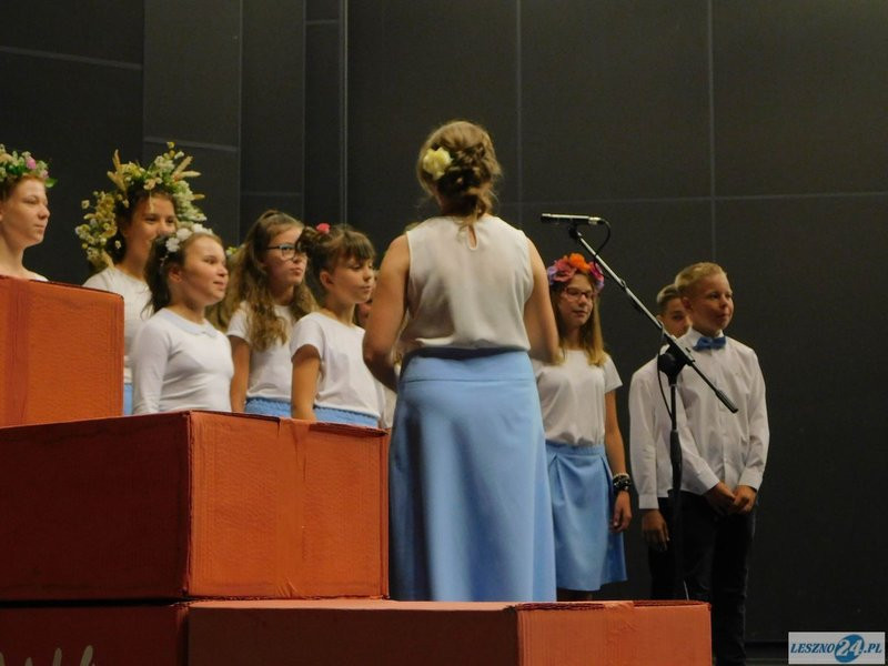 30 lat temu zabrzmiał pierwszy dzwonek (zdjęcia)