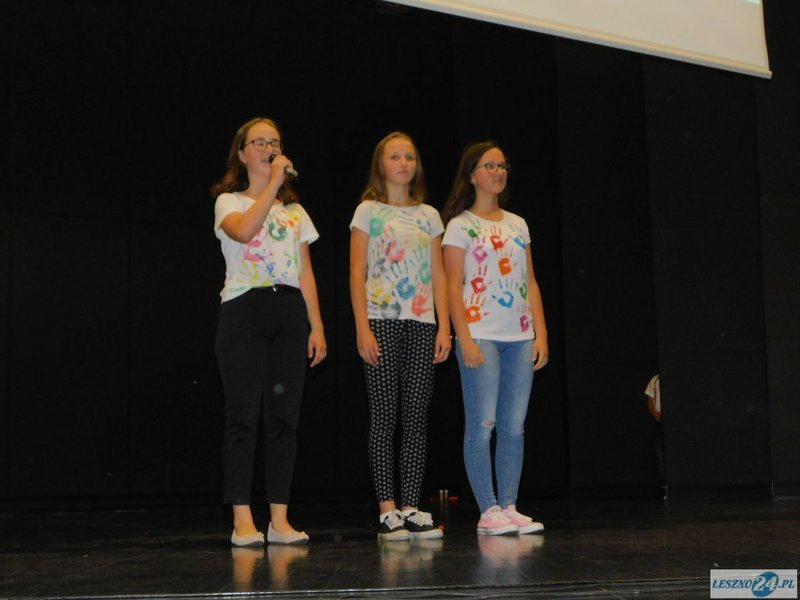 30 lat temu zabrzmiał pierwszy dzwonek (zdjęcia)