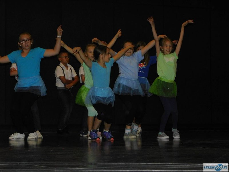 30 lat temu zabrzmiał pierwszy dzwonek (zdjęcia)