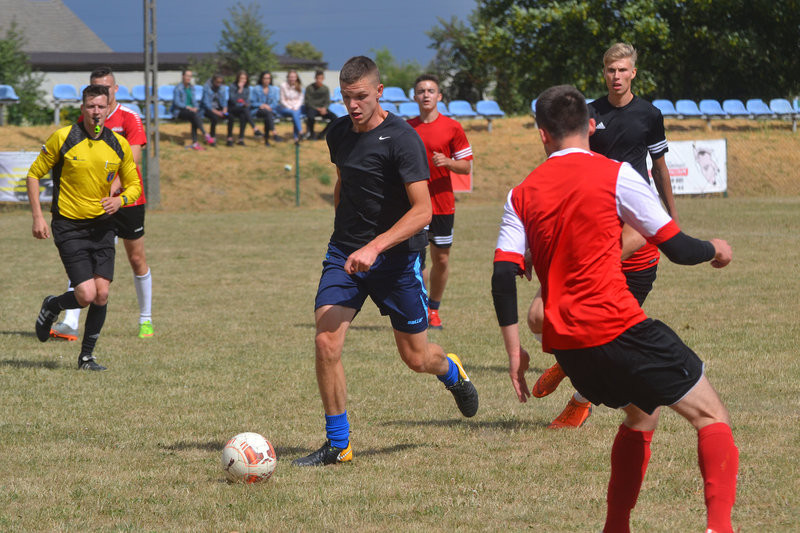 Turniej Piłkarski w Belęcinie (zdjęcia)