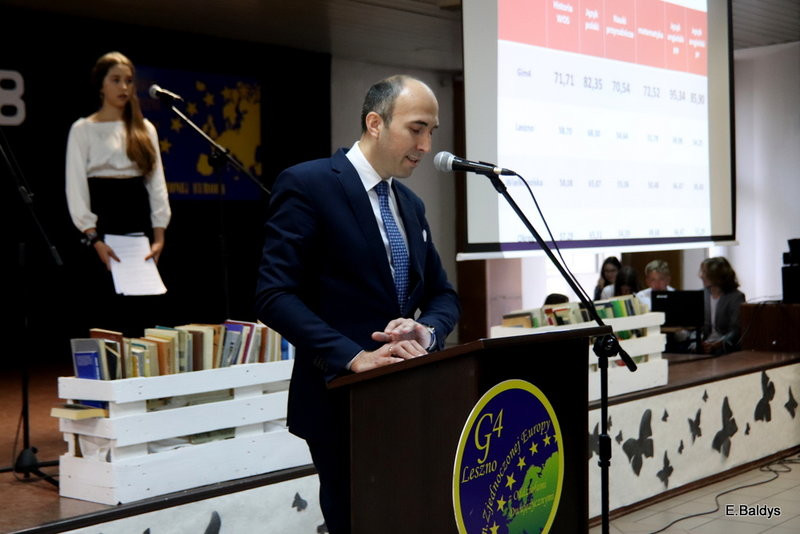 Pożegnali się z gimnazjum (zdjęcia)