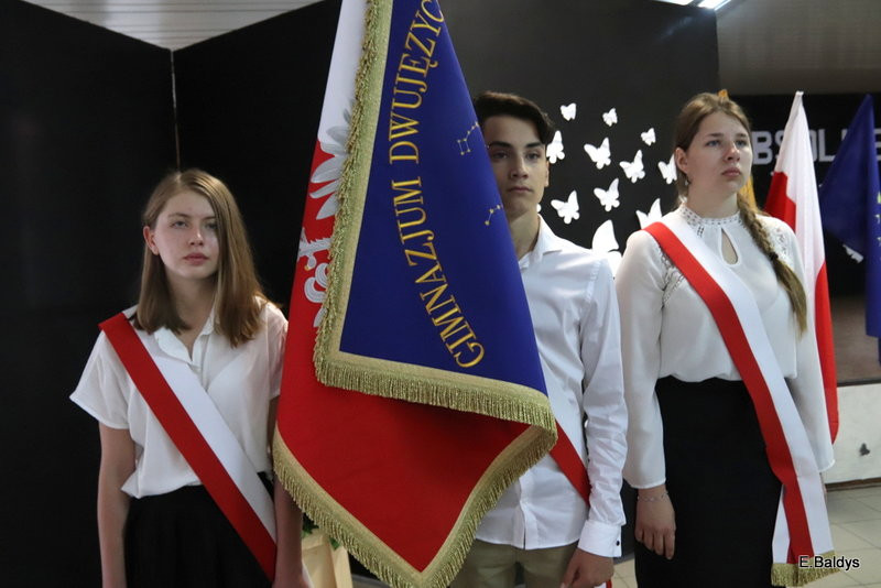 Pożegnali się z gimnazjum (zdjęcia)