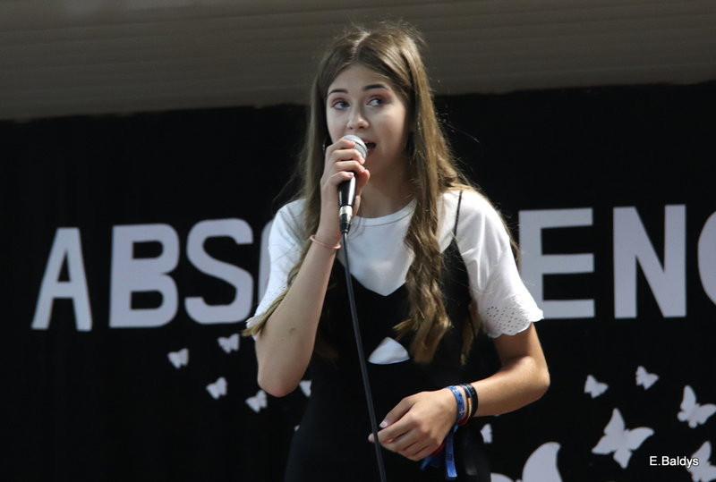 Pożegnali się z gimnazjum (zdjęcia)