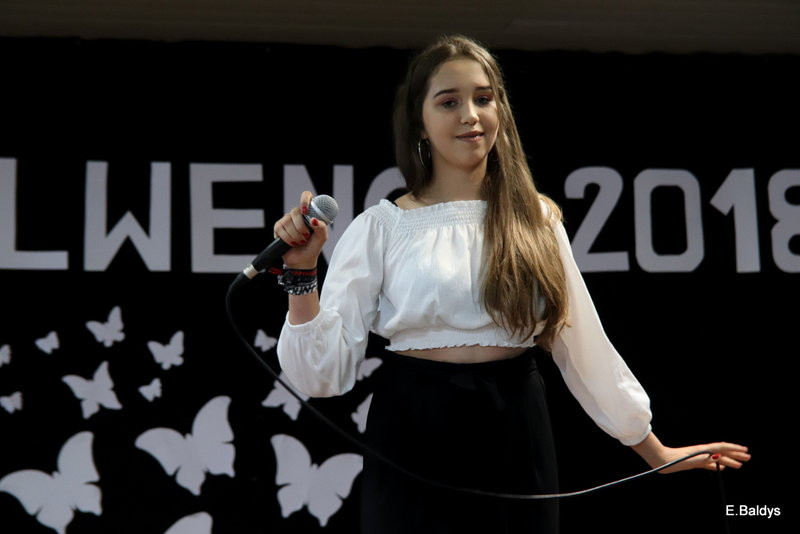 Pożegnali się z gimnazjum (zdjęcia)