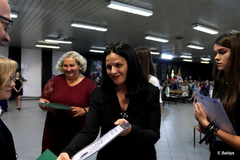 Pożegnali się z gimnazjum (zdjęcia)