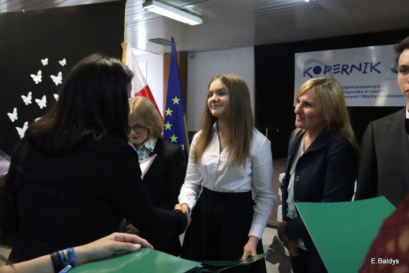 Pożegnali się z gimnazjum (zdjęcia)