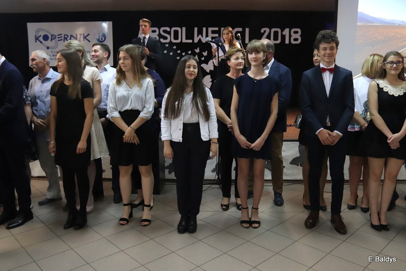 Pożegnali się z gimnazjum (zdjęcia)