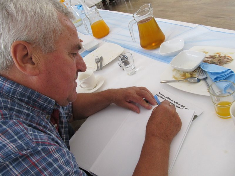 Prezent na 100-lecie niepodległości (zdjęcia)