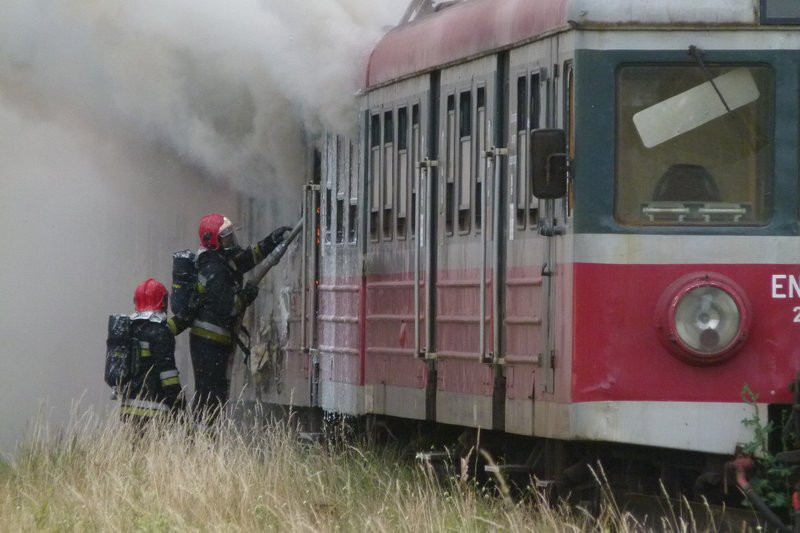Pożar na bocznicy kolejowej (zdjęcia)