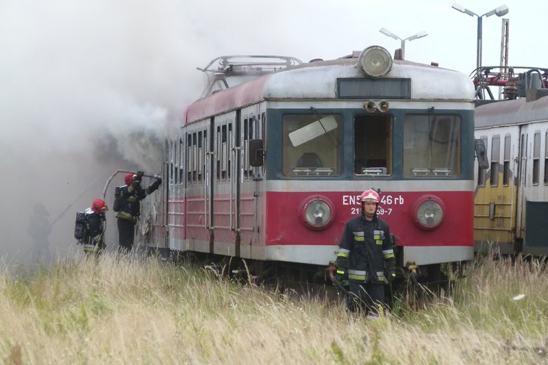 Pożar na bocznicy kolejowej (zdjęcia)