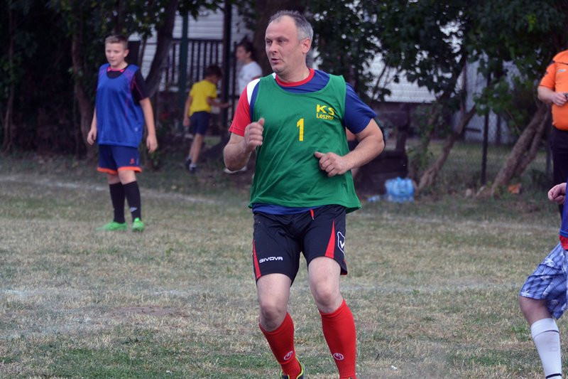 Kawalerowie pokonali żonatych (zdjęcia)