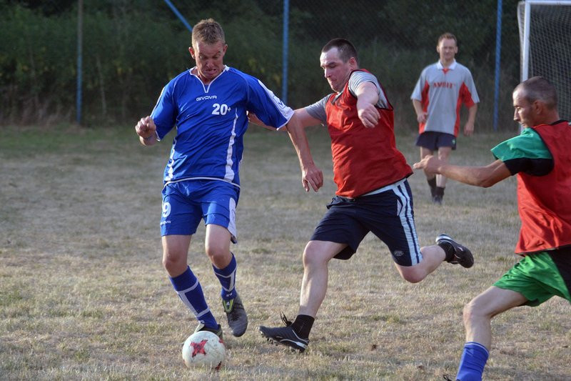 Turniej piłkarski w Luboni (zdjęcia)