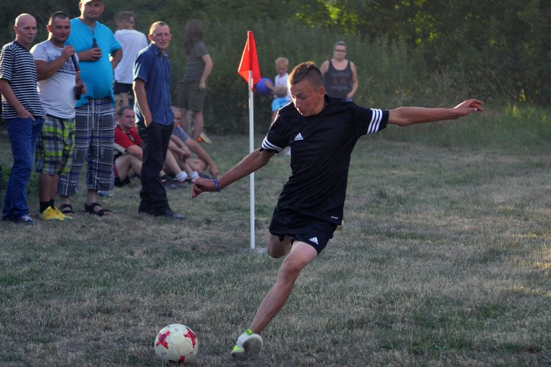 Turniej piłkarski w Luboni (zdjęcia)