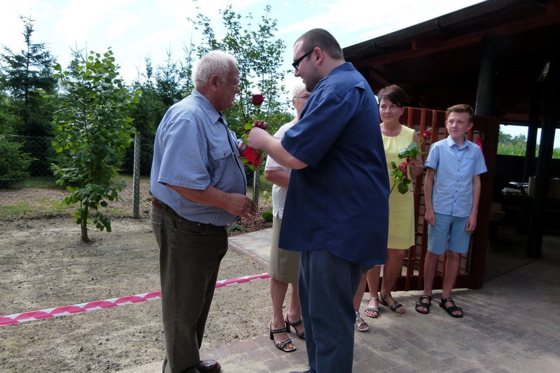 Wigwam ?U Waldemara? w darze od leśników (zdjęcia)