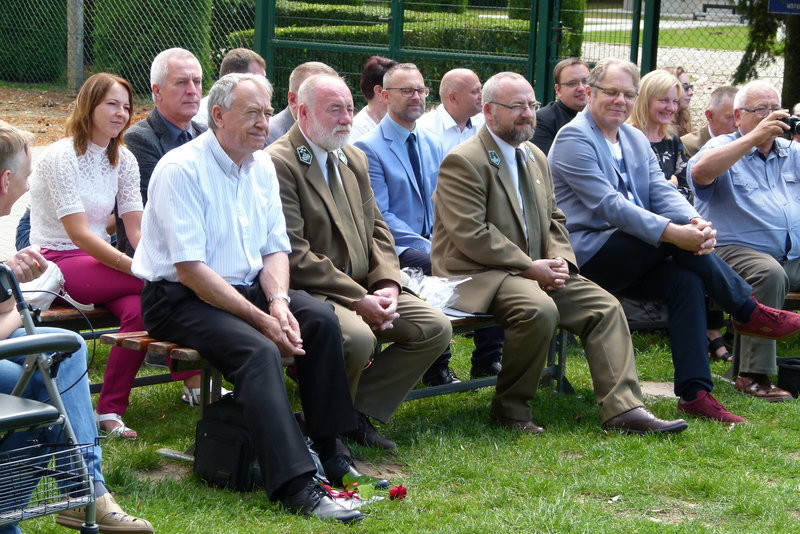 Wigwam ?U Waldemara? w darze od leśników (zdjęcia)