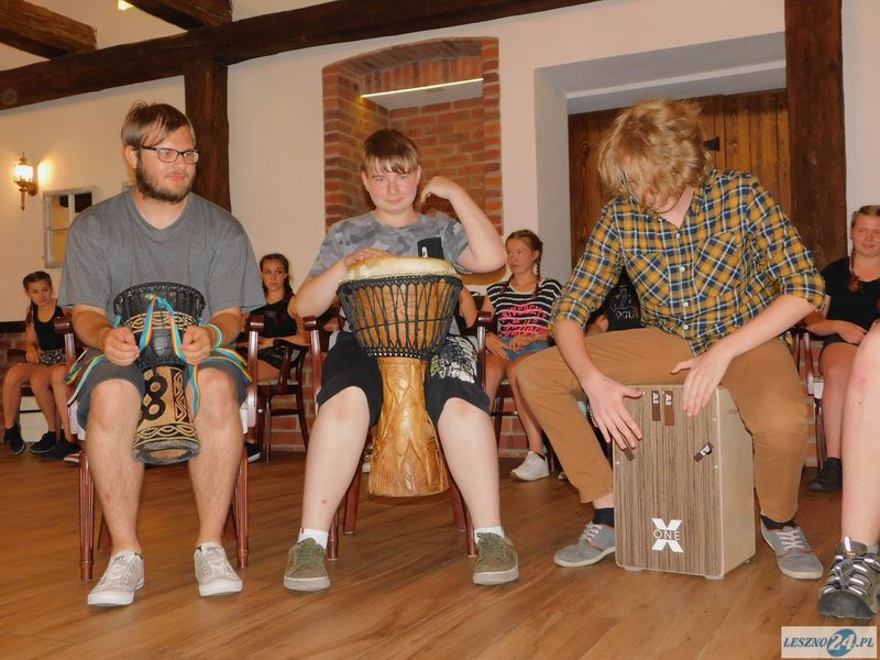 Alternatywna sztuka czyli młodzież razem (zdjęcia)