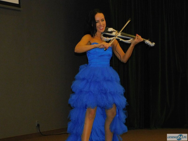 Odznaczenia i awanse dla policjantów oraz ich nowy kapelan (zdjęcia)