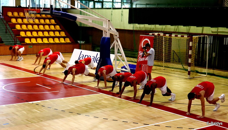 Koszykarze już trenują (zdjęcia)