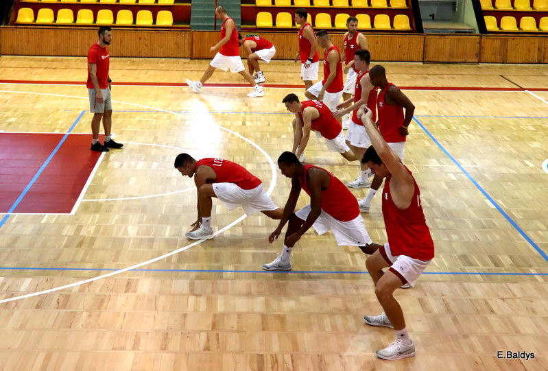 Koszykarze już trenują (zdjęcia)