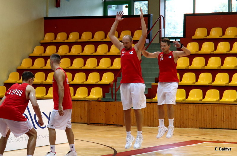 Koszykarze już trenują (zdjęcia)