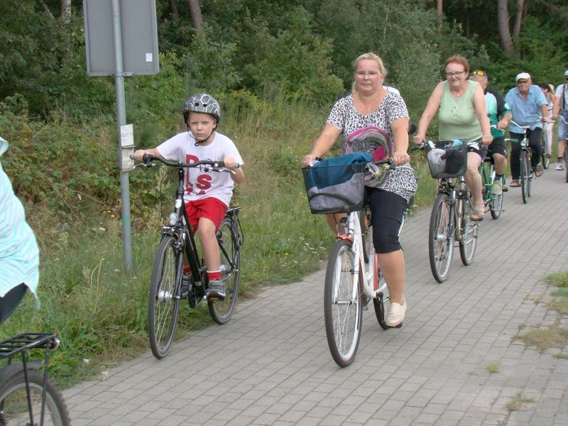 Rajd tylko dla rowerów... pełnoletnich (zdjęcia)
