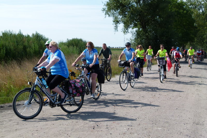 Bitewnym szlakiem na dwóch kółkach (zdjęcia)