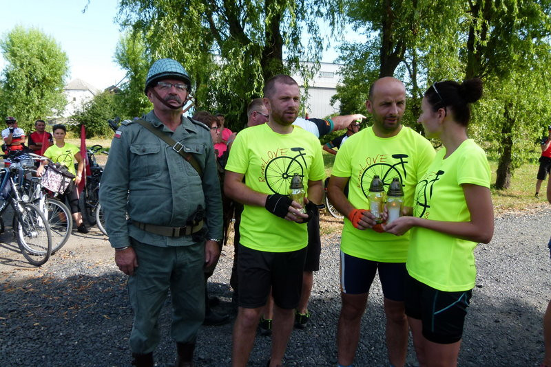 Bitewnym szlakiem na dwóch kółkach (zdjęcia)