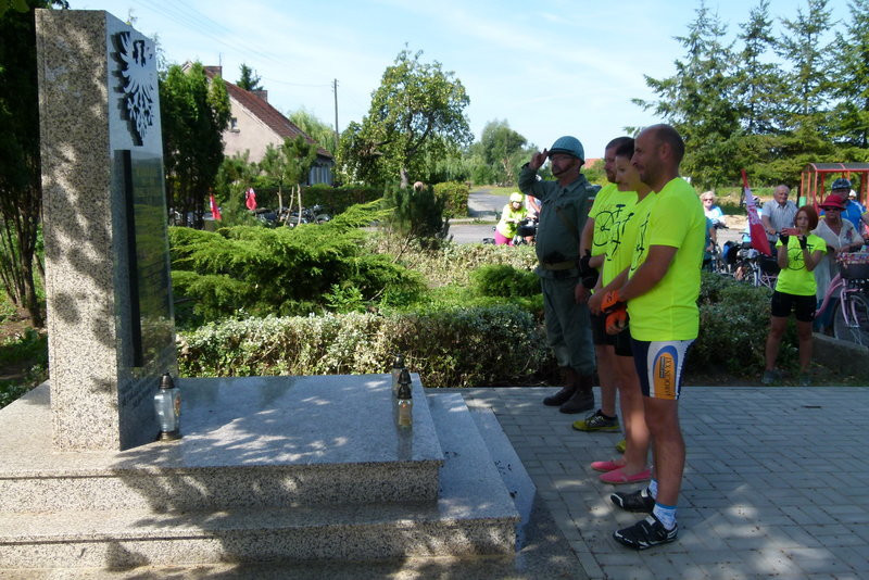 Bitewnym szlakiem na dwóch kółkach (zdjęcia)