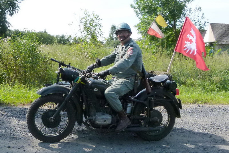 Bitewnym szlakiem na dwóch kółkach (zdjęcia)