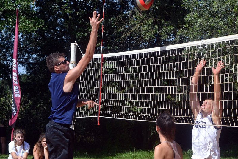 Siatkówka plażowa w Górznie (zdjęcia)