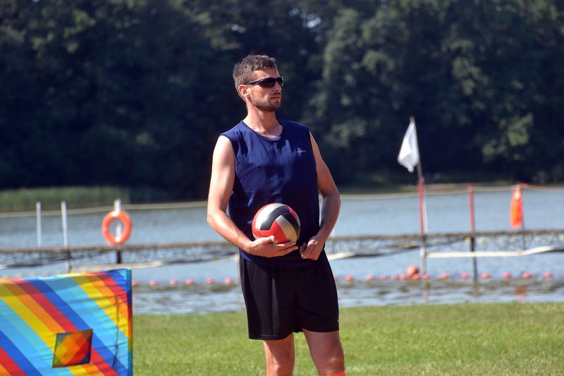 Siatkówka plażowa w Górznie (zdjęcia)