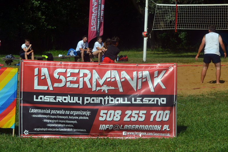 Siatkówka plażowa w Górznie (zdjęcia)