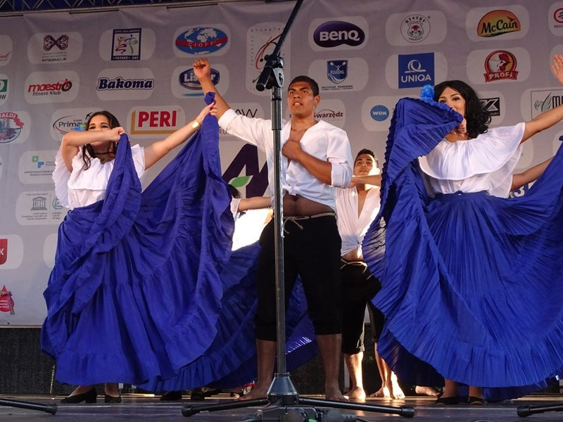 Lato z folklorem na Rynku (zdjęcia)