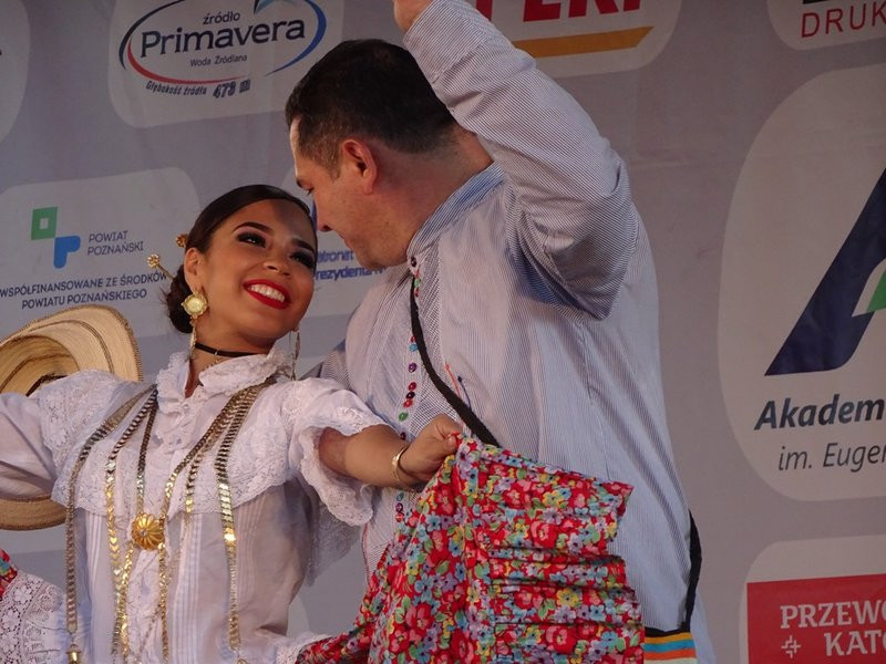 Lato z folklorem na Rynku (zdjęcia)