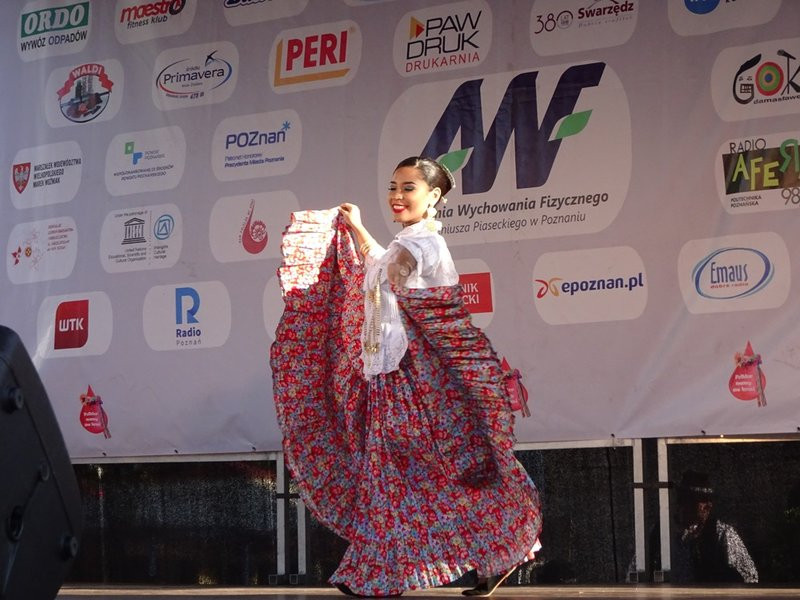 Lato z folklorem na Rynku (zdjęcia)