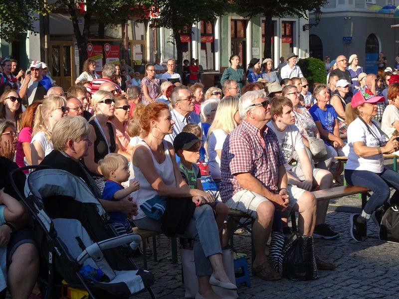 Lato z folklorem na Rynku (zdjęcia)