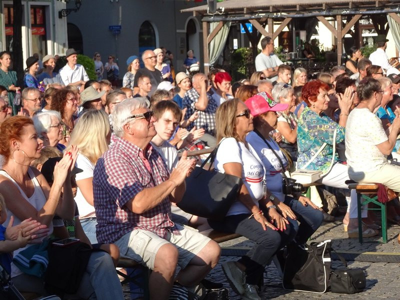 Lato z folklorem na Rynku (zdjęcia)