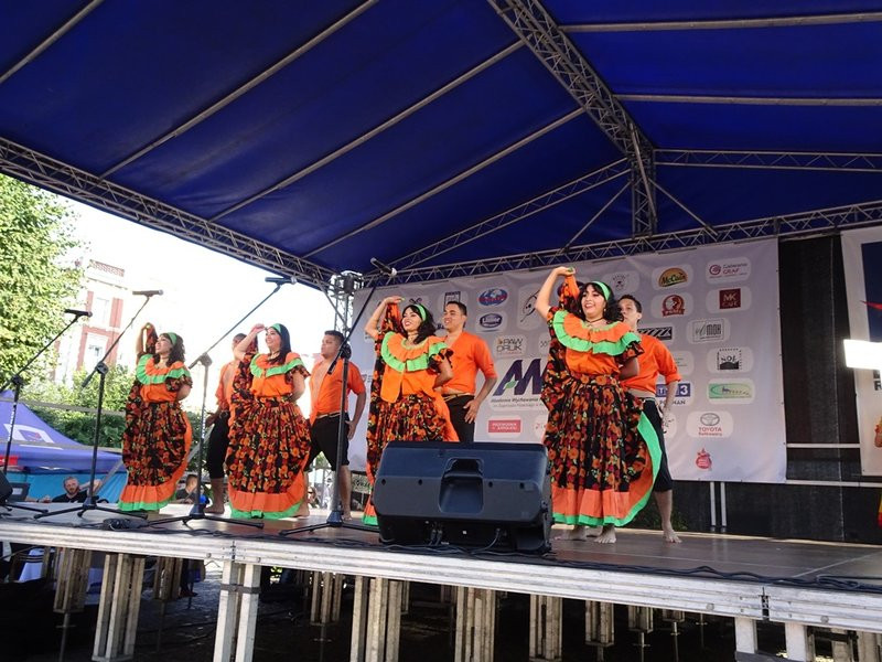 Lato z folklorem na Rynku (zdjęcia)