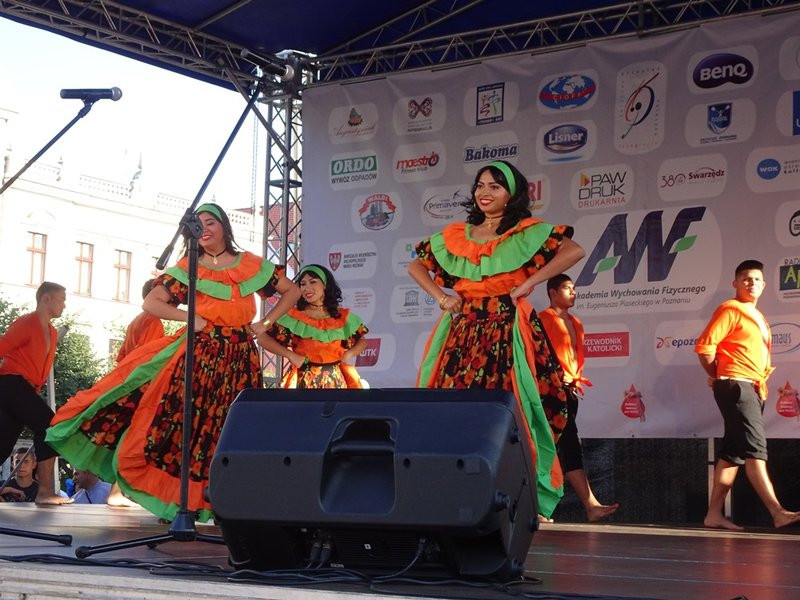 Lato z folklorem na Rynku (zdjęcia)