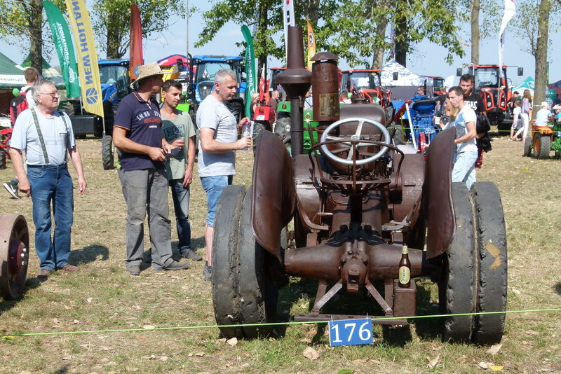 Traktorowy festiwal w Wilkowicach trwa (zdjęcia)